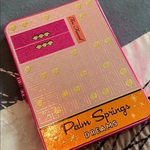 Too Faced Palm Springs Dreams palette